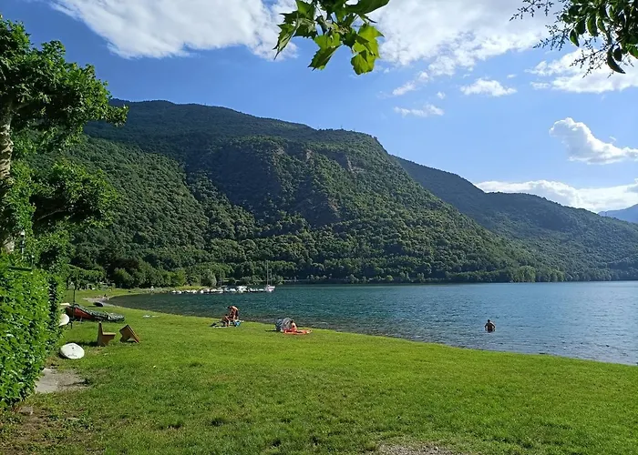 Willa Rosmarino 300 Mt From The Colico