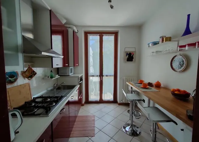 Rosmarino 300 Mt From The * Colico