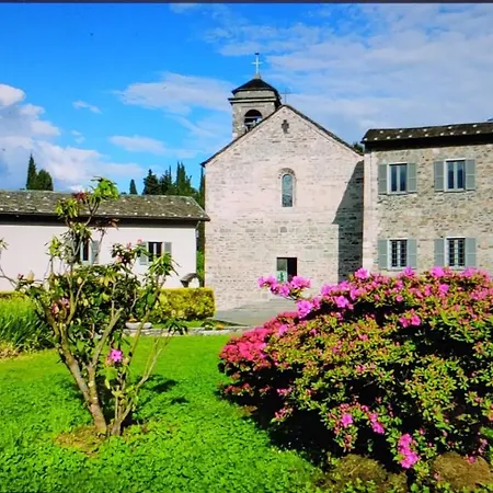 Rosmarino 300 Mt From The Villa *