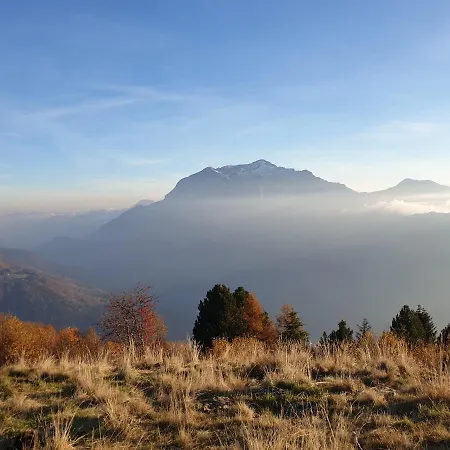 Rosmarino 300 Mt From The Villa Colico